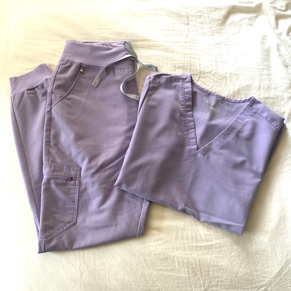 FIGS Scrubs Limited Edition set — Lavender